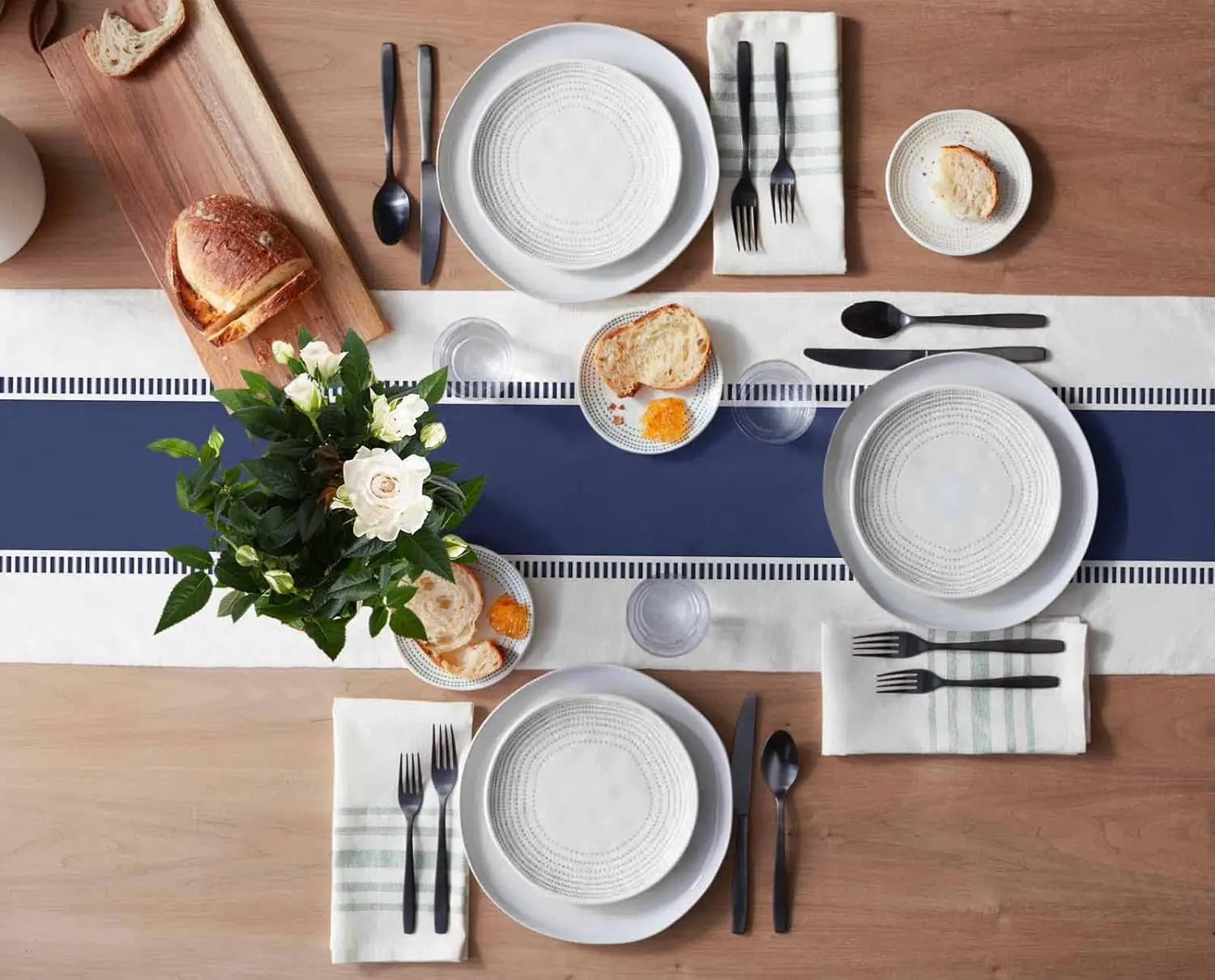 Navy Blue Stripes Linen Table  - Christmas Table Runner recension och pris