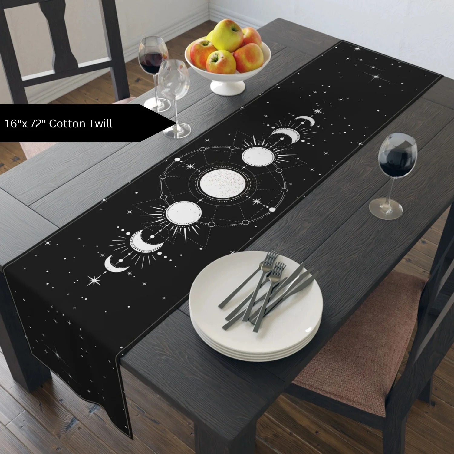 Celestial Sun Moon Star Printe - Christmas Table Runner recension och pris